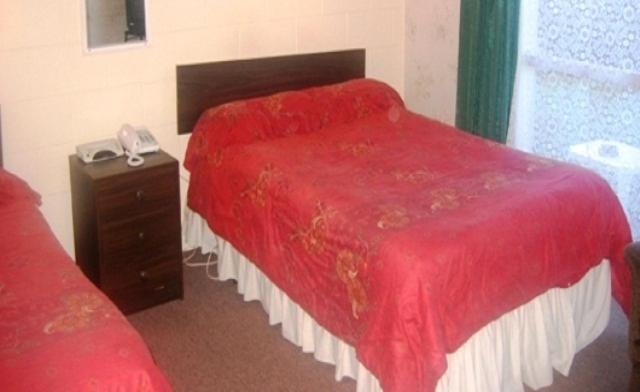 Glow Worm Motel Waitomo Caves Room photo