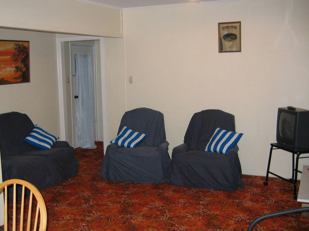 Glow Worm Motel Waitomo Caves Exterior photo
